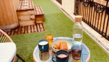 Cocon Romantique & Bain Nordique sur Vue Panoramique à Vichy - Foto 4