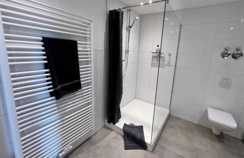 PISO SUPERIOR - Exklusives Apartment an der Promenade mit Rheinsicht & Loggia - Foto 12