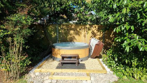 Wood Haven - Photo 2