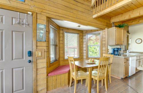 Rustic Pagosa Lakes Cabin with Deck and Grill! - Foto 9