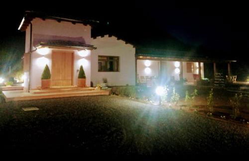 New entire villa with pool and sea views - Photo 17