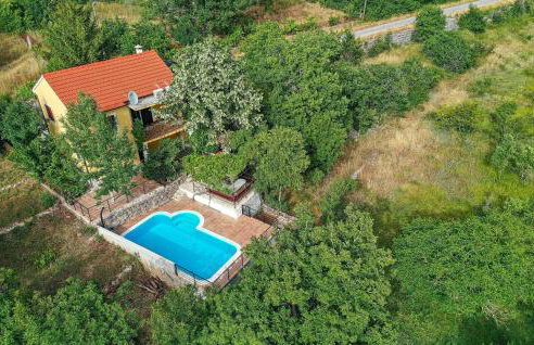 Two-Bedroom Holiday Home In Trilj - Photo 7