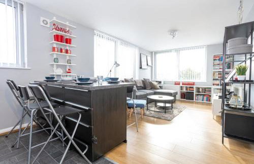 GuestReady - Modern stay in Bispham House - Photo 11