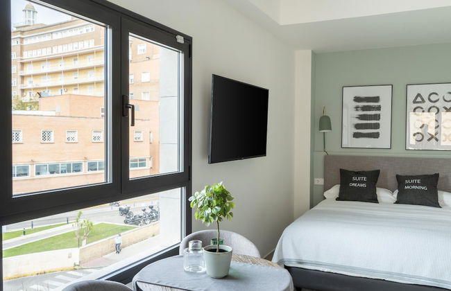 Limehome Sevilla Calle Torcuato Luca de Tena - Foto 8