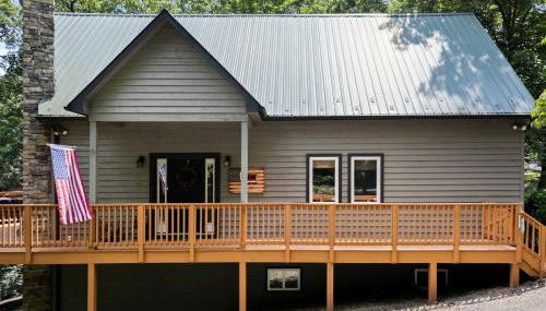 Rustic A-Frame Chalet with Hot Tub & Scenic Views in Mount Jackson, Virginia - Photo 2