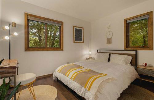 The Black Forest Chalet - Hot Tub, Hiking, Kayak - Foto 49