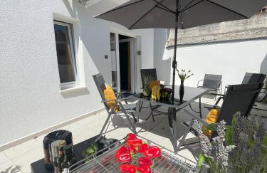 Valkane Beach Apartments - Photo 24