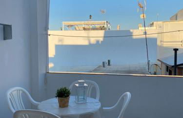 Coqueto apartamento céntrico con terraza y parking - Foto 12