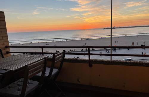 Porto - Sunset flat at the beach - Free parking - Photo 4
