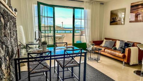 Beach House - Photo 2