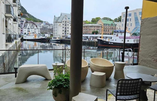 In the Heart of Brosundet! Fully Equipped 3 Bed Room Ap - Foto 19