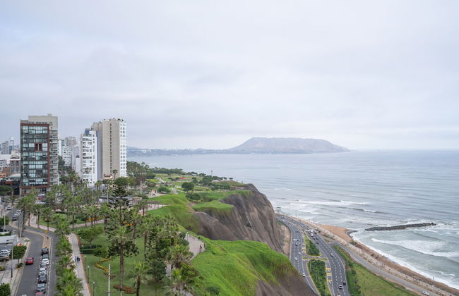 GLOBALSTAY. Ocean View Apartments. Pool. Gym - Photo 1