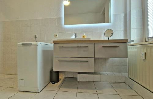 HappySide Stil & See I 3 Personen I Familienfreundlich I WLAN I Smart TV I PS4 - Foto 24