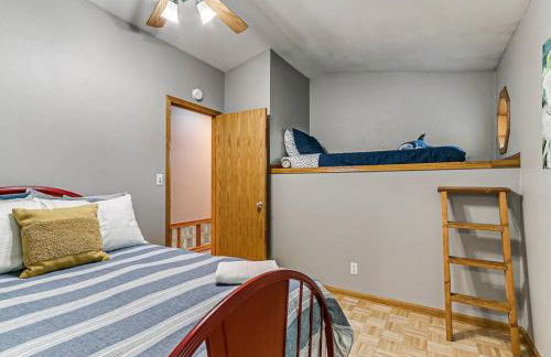 Parkside Getaway- Spacious Six Bedroom Home for Families & Friends - Foto 26