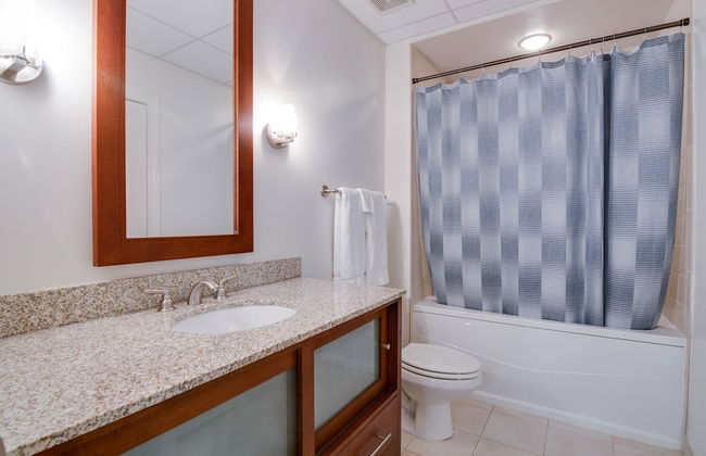 Bluebird Suites near AutoZone Park - Foto 34