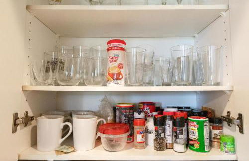 The Treehouse Spacious & Fun 2BR Retreat in the Heart of the Domain - Foto 32