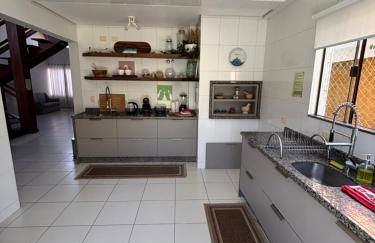 Casa completa para até 8 pessoas - Praia do Campeche - Photo 5