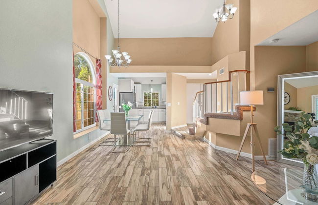 Spacious Retreat w Modern Decor and Private Yard - Photo 1