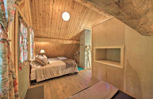 Expansive Moyie Riverfront Cabin - Pets Welcome! - Foto 25