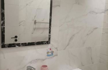 Los Tilos Apartments - Photo 18