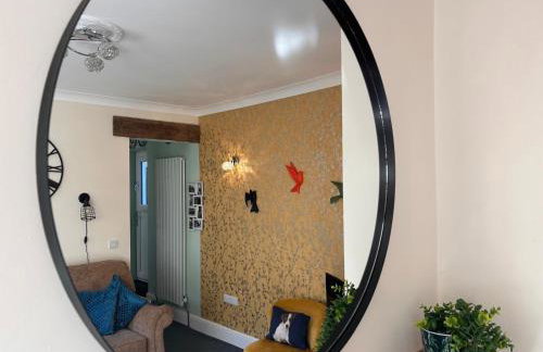 Beautiful 2-bed Cottage in Heysham Village - Foto 9