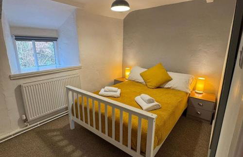 Farmhouse with Log Fire & On-Site Dog Field - Foto 36