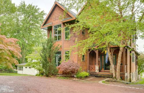 Luxe Family Home on Orange Lake with Private Dock! - Foto 29