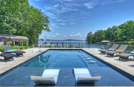 Bright Water Cove Priv Dock+boat Ramp, Waterfront Saltwater Pool Avantstay - Foto 1