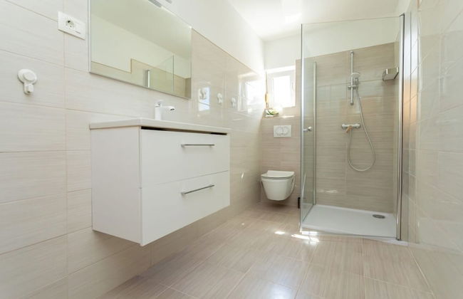 Krk - With Private Pool - H - Photo 16