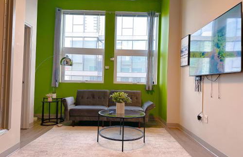 McCormick Oasis with Balcony, Optional Parking, Patio and Gym Sleeps 6 Near McCormick Place, Grant Park, Soldier Field & Museum Campus - Foto 9