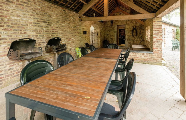 Glorious Holiday Home in Wéris with Hot Tub - Photo 13