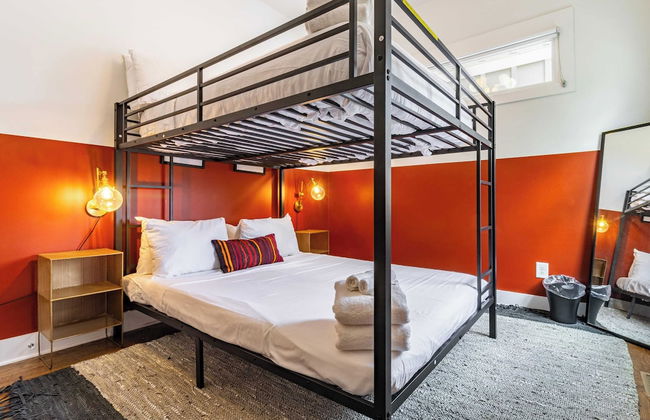 Connie by Avantstay Sleek 4BR Condo in Heart of Nashville - Photo 22