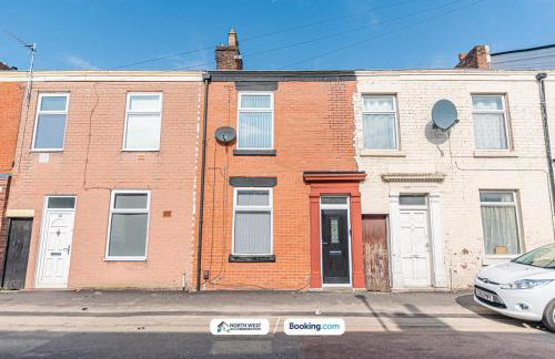 Fully Furnished 3 Bedroom House in Preston with Free Parking - Photo 8