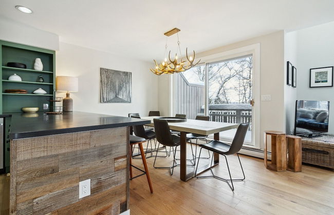 Slopeside In Okemo - Beautifully Renovated Spacious Family Townhouse 3 Bedroom Townhouse by RedAwning - Foto 24