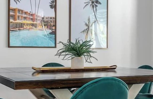 Poolside Palm Springs Paradise - Foto 1