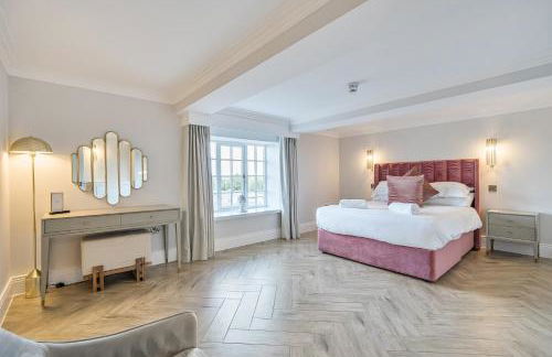 Otherton Hall - Photo 37