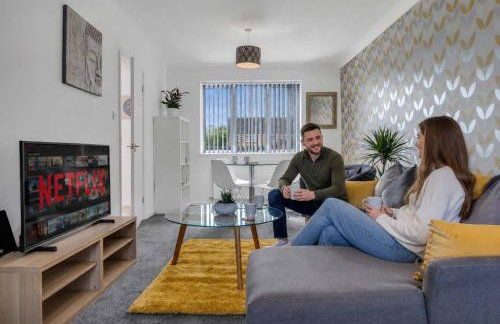 Modern 3BR Home in 9 Anson Rd Near Sandwell Hospital with Garden and Free Parking - Foto 1