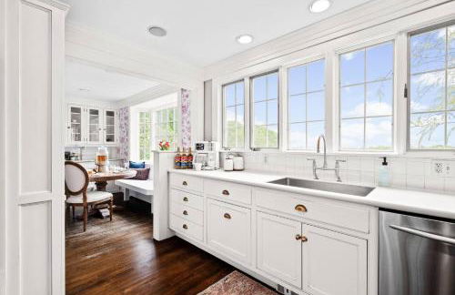 Cranberry Hill | 9 BR 22 Acre Estate | Sleeps 24 - Photo 29