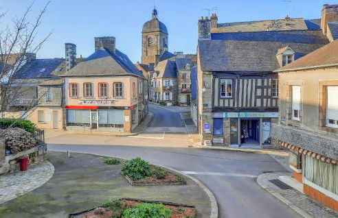 2 Bedroom Awesome Apartment In Antrain - Photo 11