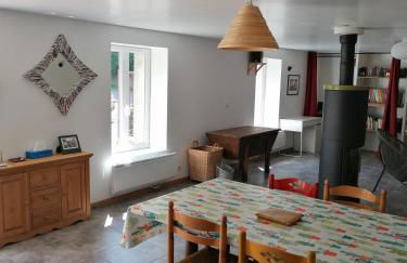 Maison renovee en pierres séjour spacieux avec jardin et terrasse aménagée près Omaha beach & Bayeux à 5mn de la mer tous commerces - Foto 26