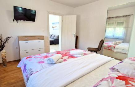 Apartments Pinezić - Foto 9