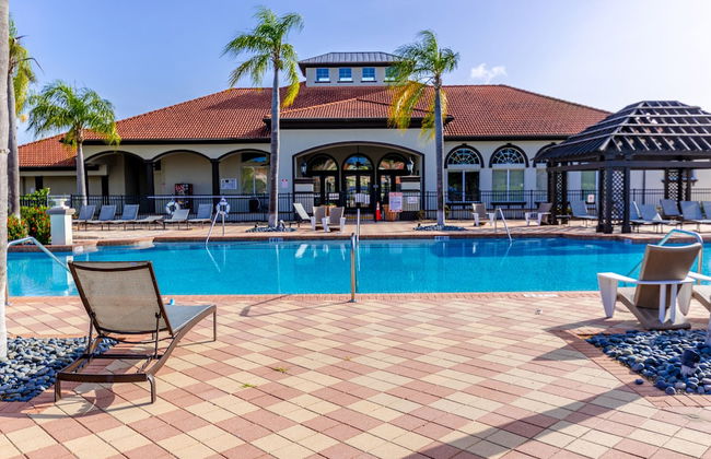 Fantastic Townhome with Pvt Pool and Lake view near Disney by RedAwning - Foto 18