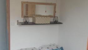 Appartement T2 avec son rez de jardin de 40 m2 5 couchages 250m de la plage et 15km de l'Arena - Foto 5