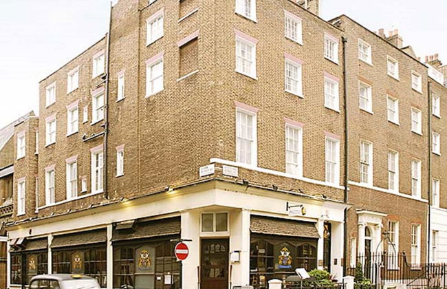 17 Hertford Street - Photo 29