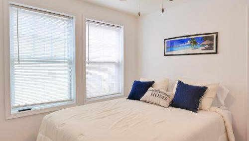 Walk to Downtown and Beach Ocean Grove Apartment! - Foto 5