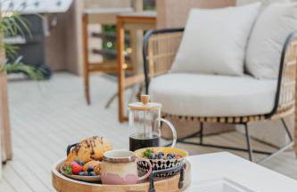 Stylish PB Townhome, Walk to Bay, and Balcony - Foto 49