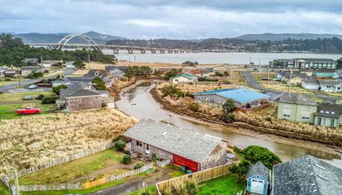 You, Me and the Sea - Foto 2