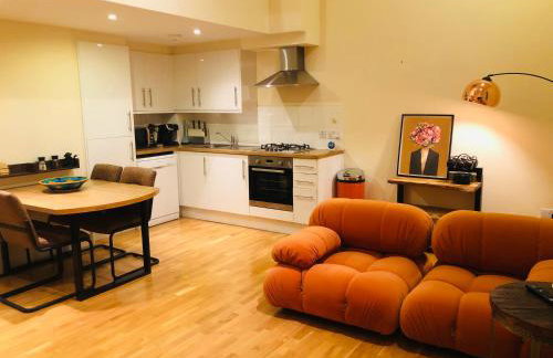 2 Bed 2 bath with Private Parking - Foto 5