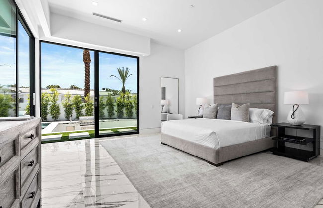 Sleeps 20 Pool, Hot Tub, & Pickleball Stay in Indio Bravo Villa #9 - Foto 33