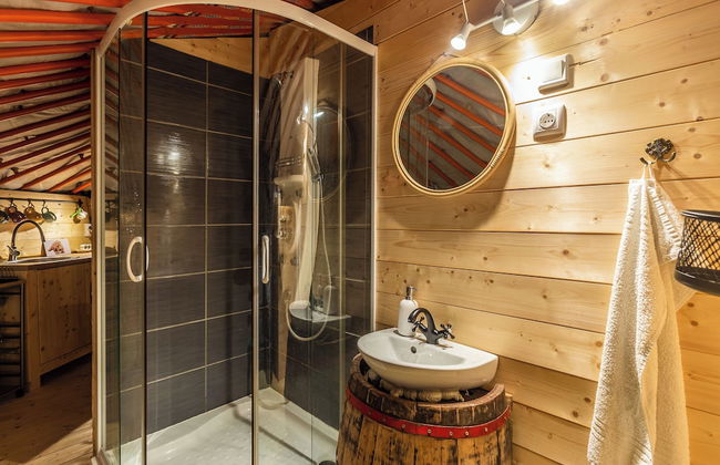 Dream By The Stream In A Yurt - Foto 5